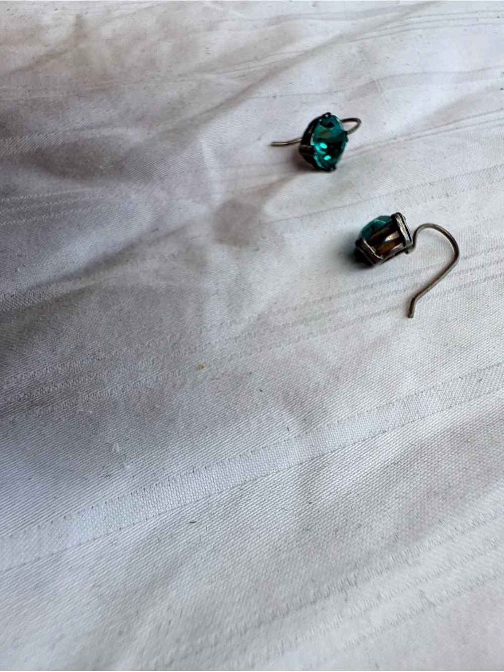 Emerald Green Crystal Drop Earrings